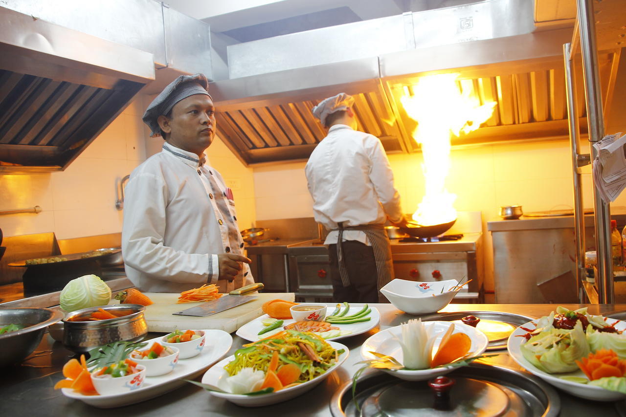 Hotel Rajashree Palace Siliguri Ngoại thất bức ảnh